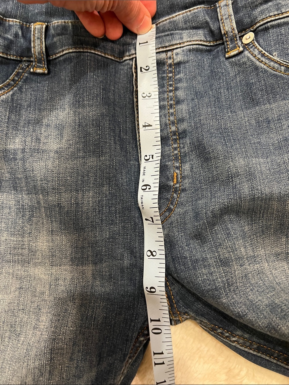 Free People Lexden Denim Bib Overalls size 27R 61855-16525125 - Picture 10 of 11